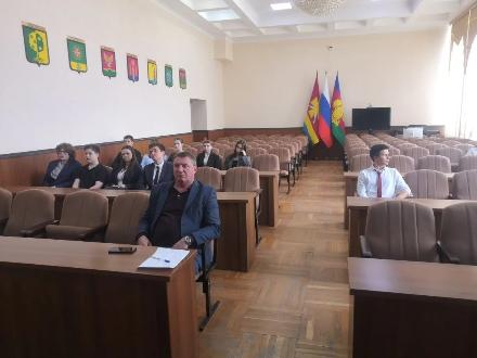 ����� ���������� ������� ��������� ����� �������� � ������������ ��������