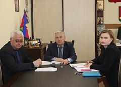 � 80-����� ����������� �������������� ���� � ������ �������������� ������� ����� ������� ����