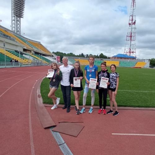 ������� ������ 2 ��������� ����� � ������� ������������� �� ����� �������� ����� ������������-���������� ����������� �������� �����