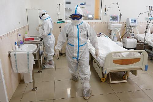 �� ��������� ����� � ���� ����������� 713 ������� ����������� �������������