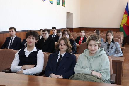 �������� ��������� ���������� ����� �������� � ������������ ��������