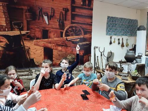 � ������� ��������-������������� ����� �������� �������� ����������� �������. 