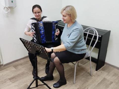 ����� 4 ��������� ������ �������� �� ���������� �����������-����������� ���� ��������������� ������� ����� ��������