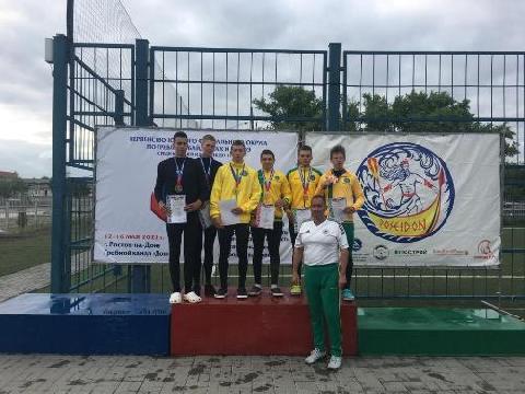 � �������-��-���� ������ ���������� ������ ������������ ������ �� ������ �� ��������� � �����