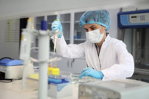 �� ��������� ����� � ���� ����������� 636 ������� COVID-19