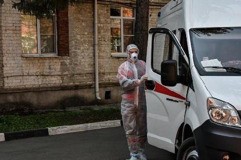 � ������������� ���� ���������� 33 �������� � COVID-19