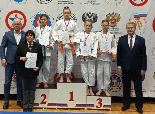 � ���� ������ ������������� ������ �� ����� �� ����� ������� ������ ����� �.�. ��������