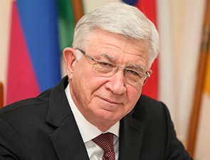 �������� ������� �������� ����� ������� � ������� ������