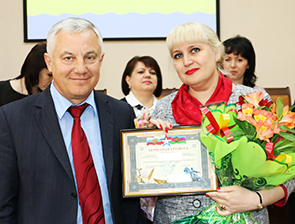 � ������� �������� ������������� ������� ����� ��������� ��������-�������� � ������-�������������� ������.