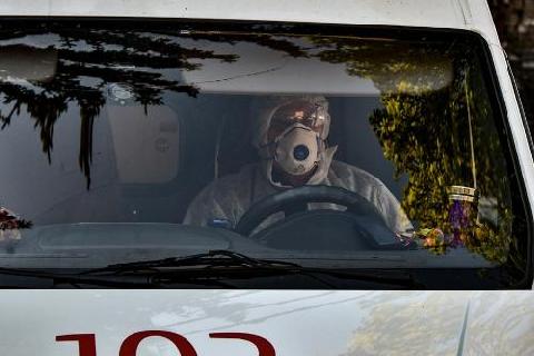 �� ������ ���������� 32 �������� � �������������