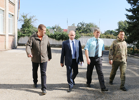 1-IMG_4763.jpg 1-IMG_4763.jpg