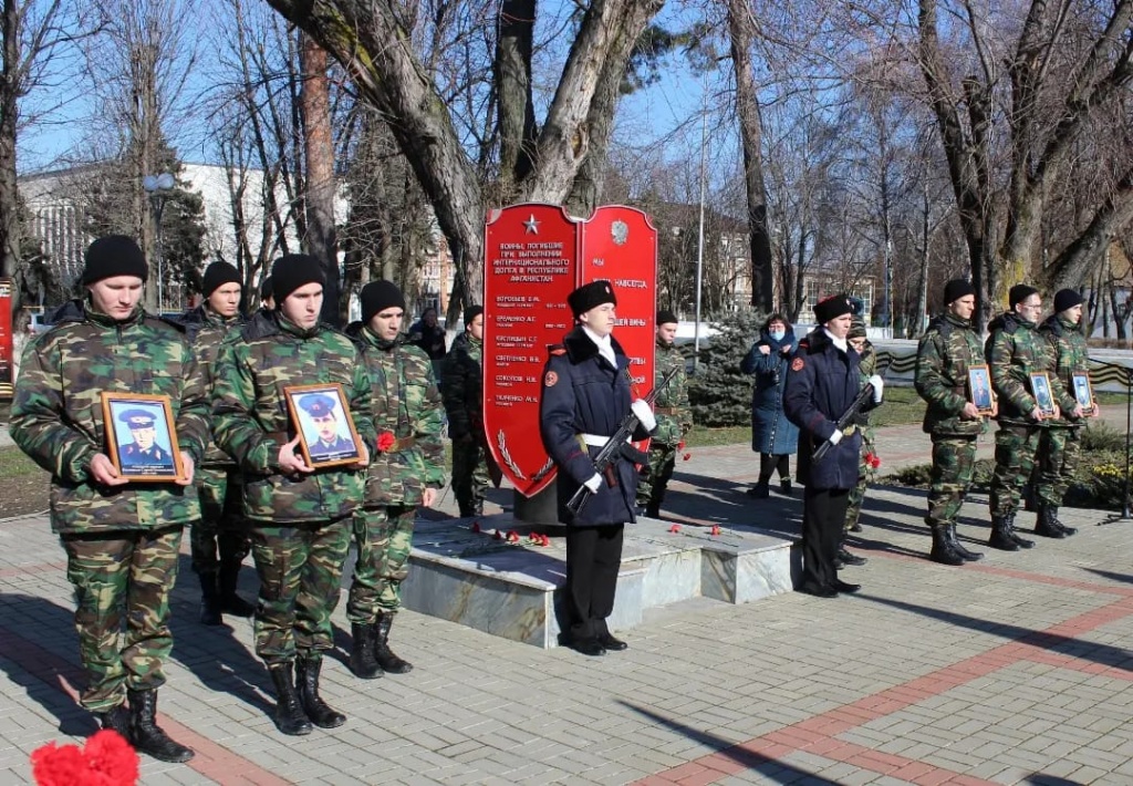 WhatsApp Image 2022-02-15 at 12.31.49 (3).jpeg