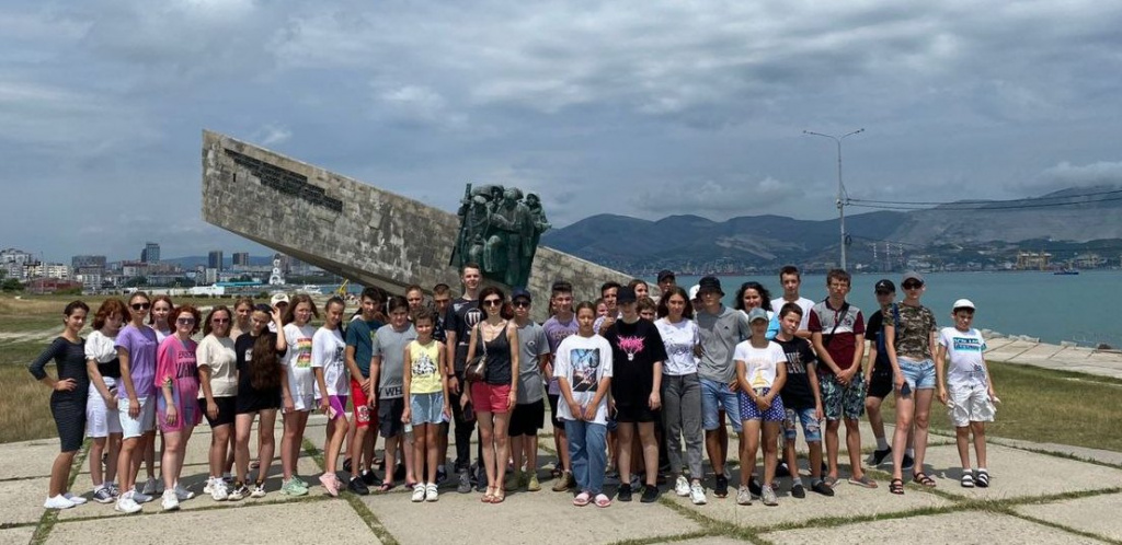 ab78ef15-66c2-47c9-b94a-9ab5e6bf5cda.jpg ab78ef15-66c2-47c9-b94a-9ab5e6bf5cda.jpg