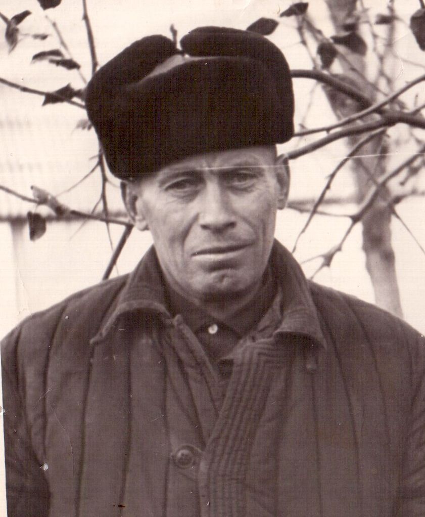 Бондаренко Александр Яковлевич.jpg