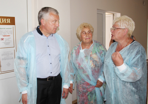 Динская больница краснодарский край. Новотитаровская. Новотитаровская больница. Новотитаровская больница. Ресторан троя новотитаровская.