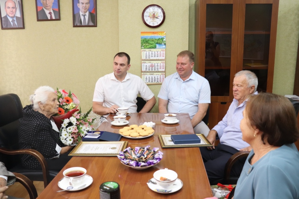 WhatsApp Image 2020-07-08 at 16.19.38 (2).jpeg